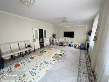 3-комнатная квартира, этаж 2 из 9, 125 м²