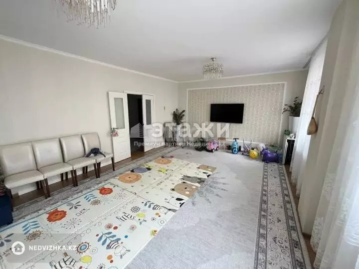 125 м², 3-комнатная квартира, этаж 2 из 9, 125 м², изображение - 1