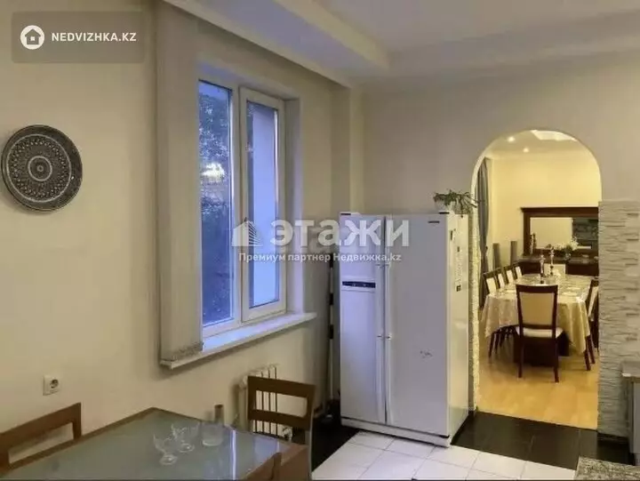 140 м², 3-комнатная квартира, этаж 2 из 4, 140 м², изображение - 1