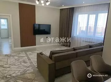 3-комнатная квартира, этаж 10 из 18, 145 м²