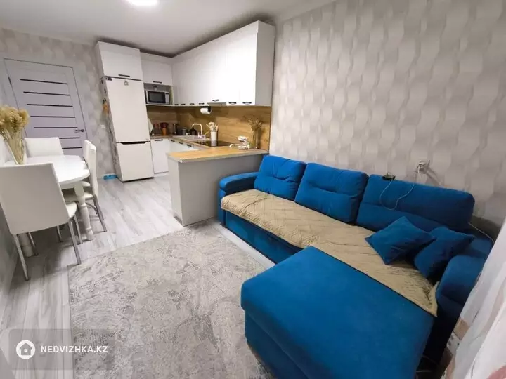 60 м², 2-комнатная квартира, этаж 3 из 5, 60 м², изображение - 1