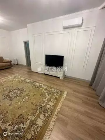 2-комнатная квартира, этаж 4 из 14, 72 м²