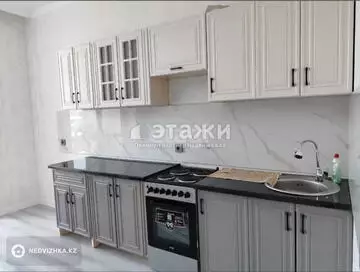 1-комнатная квартира, этаж 10 из 12, 39 м²
