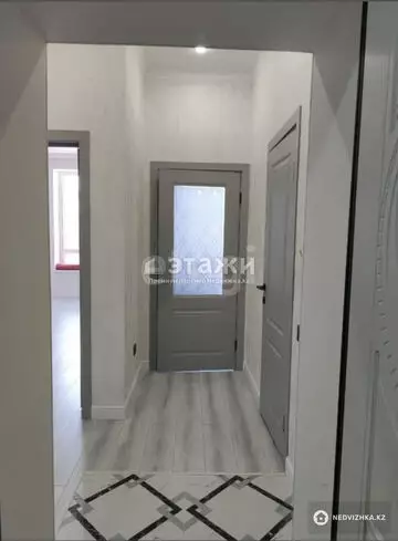 1-комнатная квартира, этаж 10 из 12, 39 м²