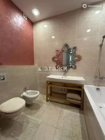 4-комнатная квартира, этаж 8 из 9, 114 м²