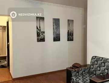 2-комнатная квартира, этаж 8 из 19, 65 м²