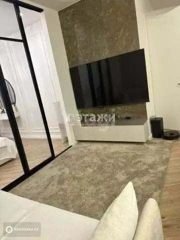 2-комнатная квартира, этаж 7 из 8, 107 м²