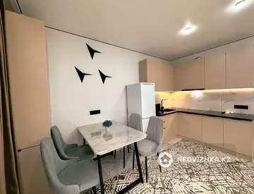 2-комнатная квартира, этаж 7 из 13, 61 м²