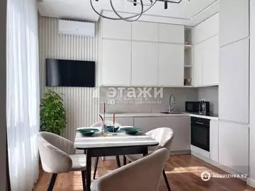 3-комнатная квартира, этаж 14 из 21, 70 м²