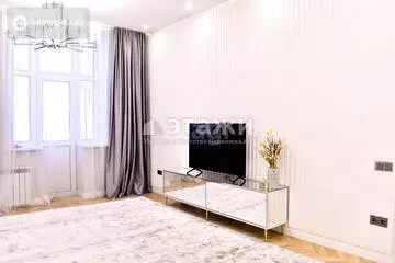 3-комнатная квартира, этаж 3 из 4, 90 м², на длительный срок