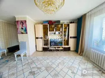 3-комнатная квартира, этаж 2 из 6, 79 м²