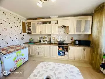 3-комнатная квартира, этаж 2 из 6, 79 м²