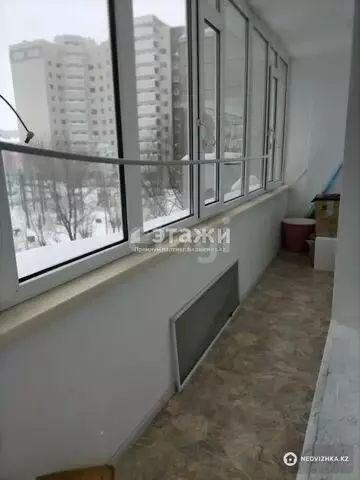 3-комнатная квартира, этаж 2 из 12, 76 м²