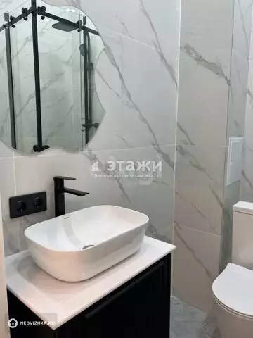 1-комнатная квартира, этаж 1 из 12, 38 м²