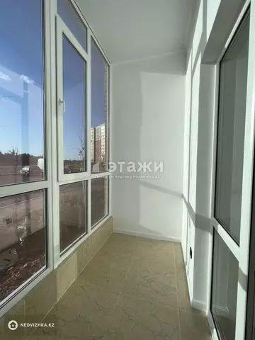 1-комнатная квартира, этаж 1 из 12, 38 м²