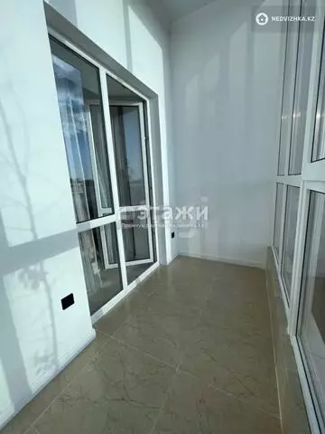 1-комнатная квартира, этаж 1 из 12, 38 м²