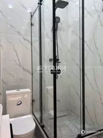 1-комнатная квартира, этаж 1 из 12, 38 м²