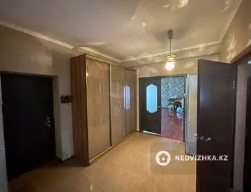 373 м², 6-комнатный дом, 6 соток, 373 м², изображение - 8