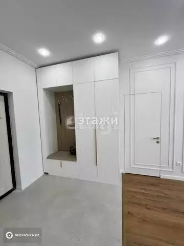 2-комнатная квартира, этаж 1 из 3, 71 м²