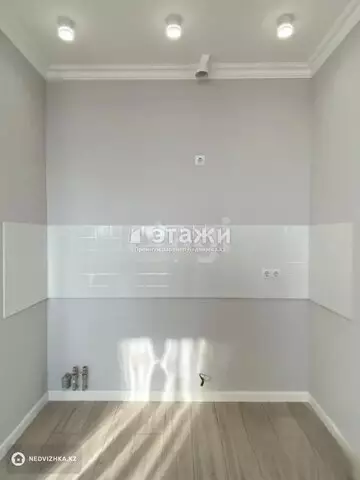 2-комнатная квартира, этаж 5 из 9, 37 м²