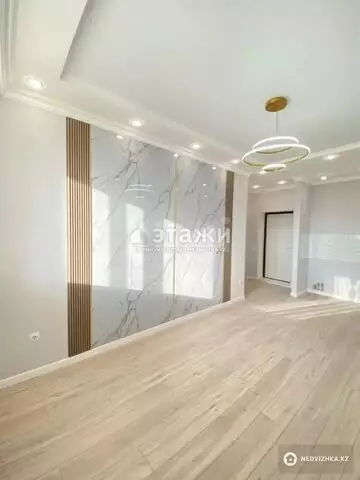2-комнатная квартира, этаж 5 из 9, 37 м²