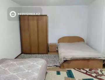 1-комнатная квартира, этаж 1 из 9, 40 м²