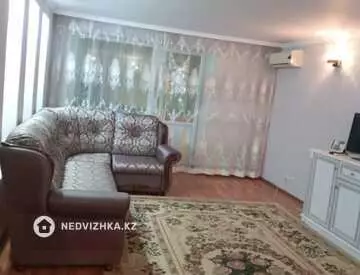 4-комнатная квартира, этаж 2 из 5, 105 м²