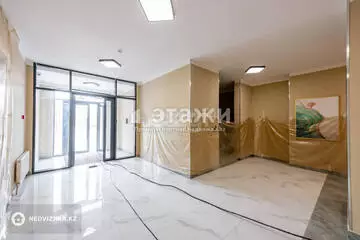 2-комнатная квартира, этаж 14 из 17, 65 м²