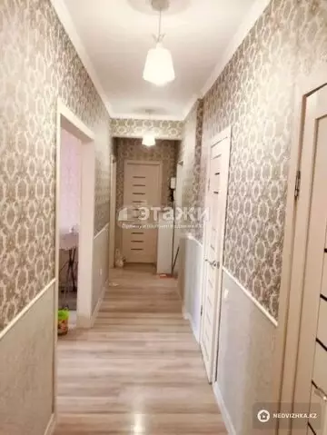 2-комнатная квартира, этаж 13 из 13, 65 м²