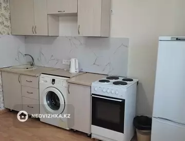 1-комнатная квартира, этаж 5 из 10, 36 м²