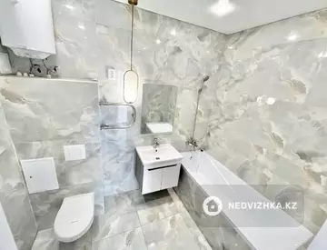 3-комнатная квартира, этаж 8 из 9, 88 м²