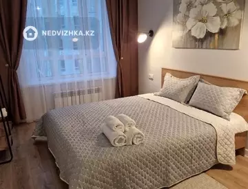 2-комнатная квартира, этаж 9 из 10, 56 м², посуточно