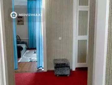 2-комнатная квартира, этаж 2 из 3, 54 м²