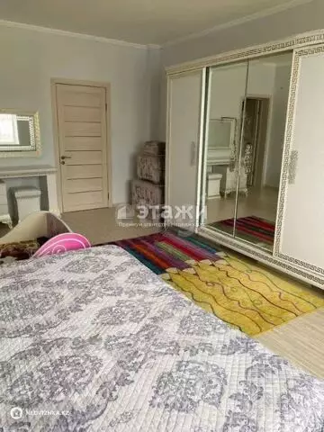 3-комнатная квартира, этаж 11 из 11, 104 м²