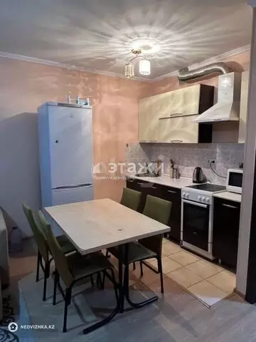 2-комнатная квартира, этаж 7 из 18, 68 м², на длительный срок