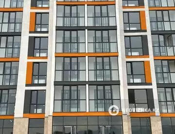 Торговое помещение, этаж 1 из 10, 200 м²