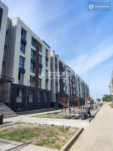 2-комнатная квартира, этаж 2 из 5, 54 м²