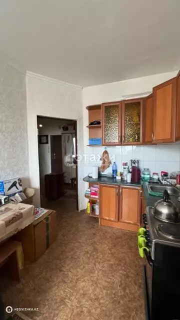 1-комнатная квартира, этаж 9 из 9, 38 м²