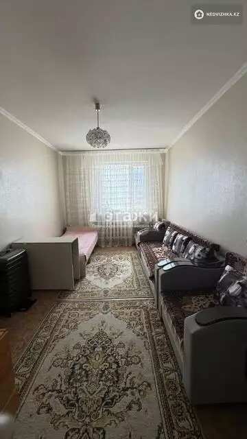 1-комнатная квартира, этаж 9 из 9, 38 м²