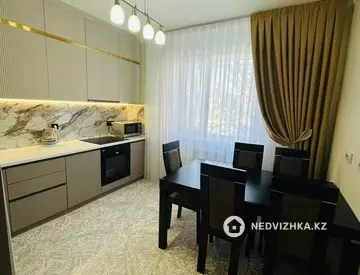 2-комнатная квартира, этаж 1 из 9, 62 м²