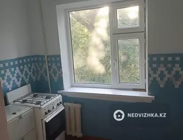 2-комнатная квартира, этаж 4 из 5, 45 м²