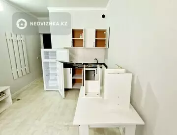 1-комнатная квартира, этаж 1 из 2, 18 м²