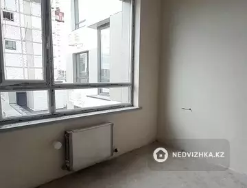 3-комнатная квартира, этаж 11 из 17, 81 м²