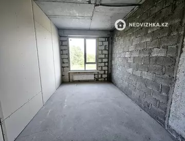 2-комнатная квартира, этаж 4 из 4, 67 м²