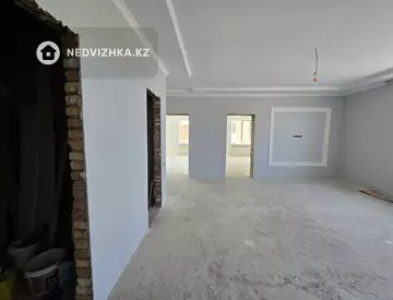 252 м², 7-комнатная квартира, этаж 1 из 4, 252 м², изображение - 2