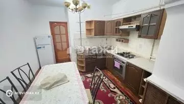 2-комнатная квартира, этаж 2 из 5, 51 м²