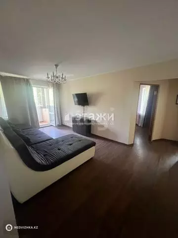 3-комнатная квартира, этаж 4 из 5, 57 м²