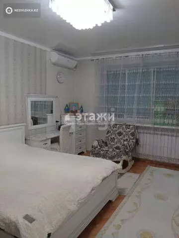 70 м², 2-комнатная квартира, этаж 1 из 9, 70 м², изображение - 1