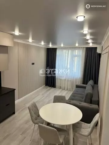 3-комнатная квартира, этаж 6 из 17, 69 м², на длительный срок