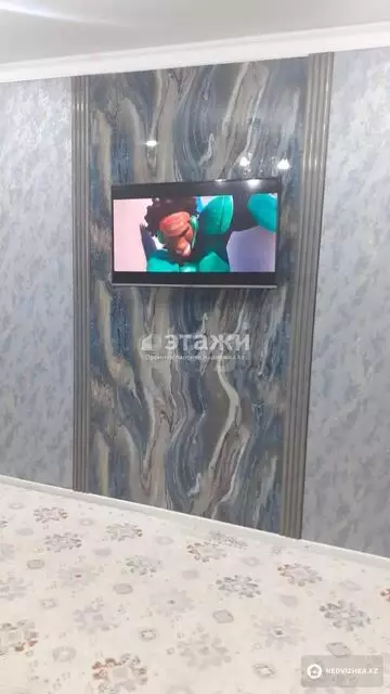 1-комнатная квартира, этаж 3 из 5, 42 м²